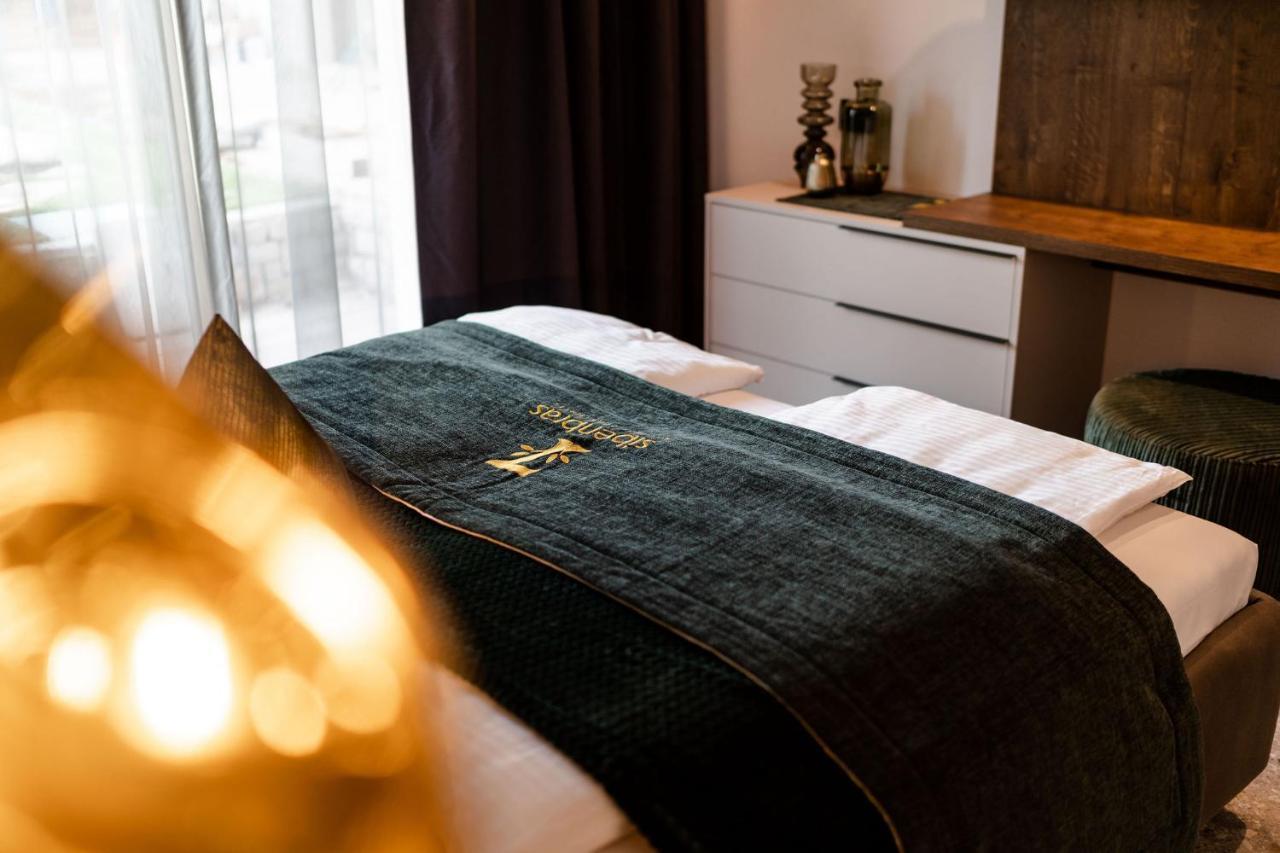 Sibenbras Natural Aparthotel Limone sul Garda Luaran gambar