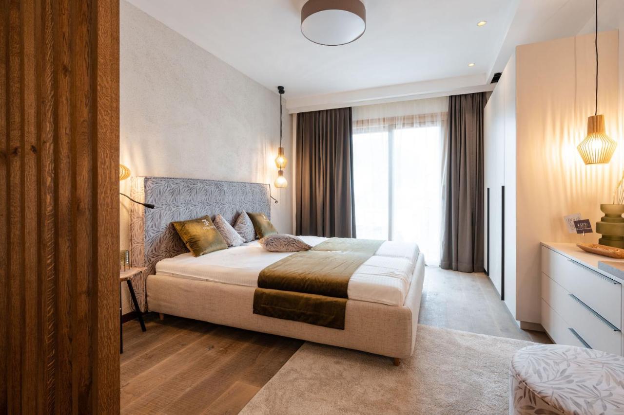 Sibenbras Natural Aparthotel Limone sul Garda Luaran gambar