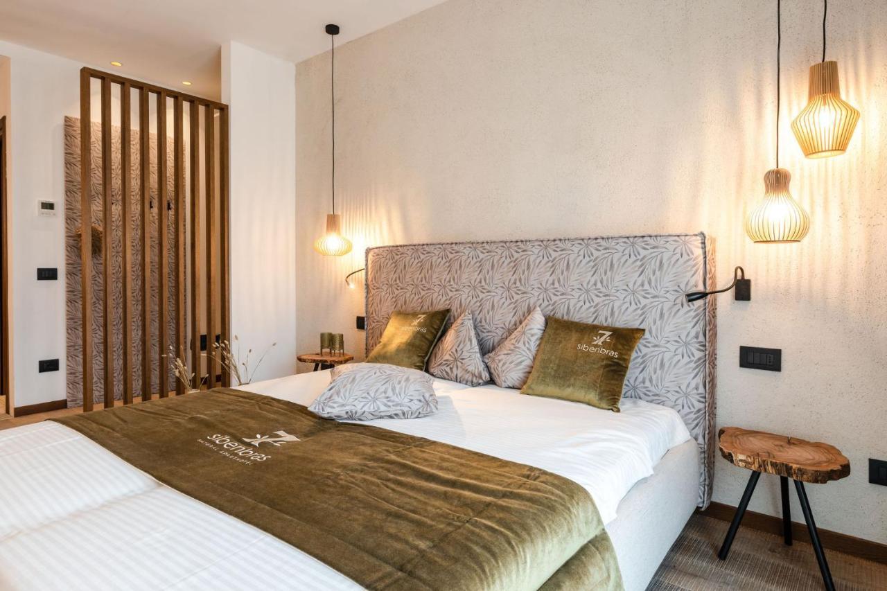 Sibenbras Natural Aparthotel Limone sul Garda Luaran gambar