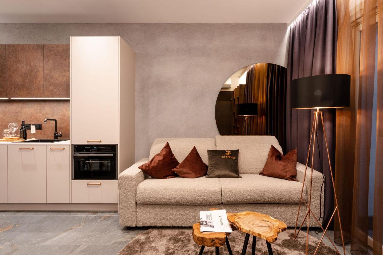 Sibenbras Natural Aparthotel Limone sul Garda Luaran gambar